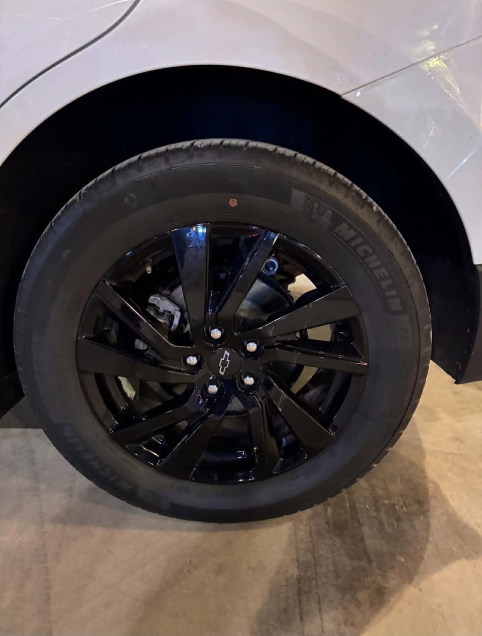 كونس للبيع مديل 2024 بلاك توب
تبديل بنيد اصلي بدون دواخل
رقم بغداد
محرك 1500 تيربو
ماشيه 28الف 
تحكمات
قطعتين تبريد
رادار امامي
رادار خلفي
رادار جانبي
نقطه عمياء
شاشه + كامره دواره
شاشه كار بلي
كشن كهربائي
لات زنون بلادي
سايد بريك بصمه
ويل اسود + مري اسود + كتابات اسود بلادي
مكاني بل كوت مركز المدينه 
لاستفسار *********** 
*********** فقط فقط واتساب 
محمد المندوب ✨❤️🤍
