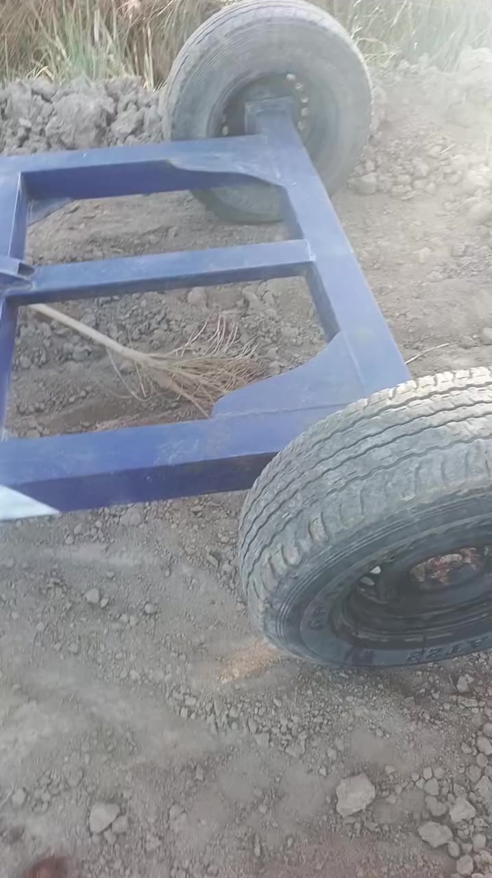 سلام عليكم اخوان
معدلات تسكام الخميسيه العرض 3 متر. الحديد 19ملم 
المكان النجف الاشرف ناحية الحيره 
السعر مليون و550 وبيه مجال 
للاستفسار الاتصال على 
***********
