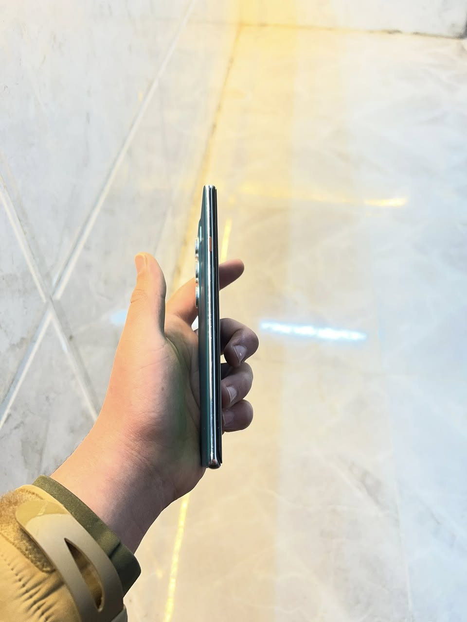 السلام عليكم كامون 40 برو فايف جي للبيع جهاز نضيف استخدام قليل سعر 310 وبي مجال قليل 
***********
