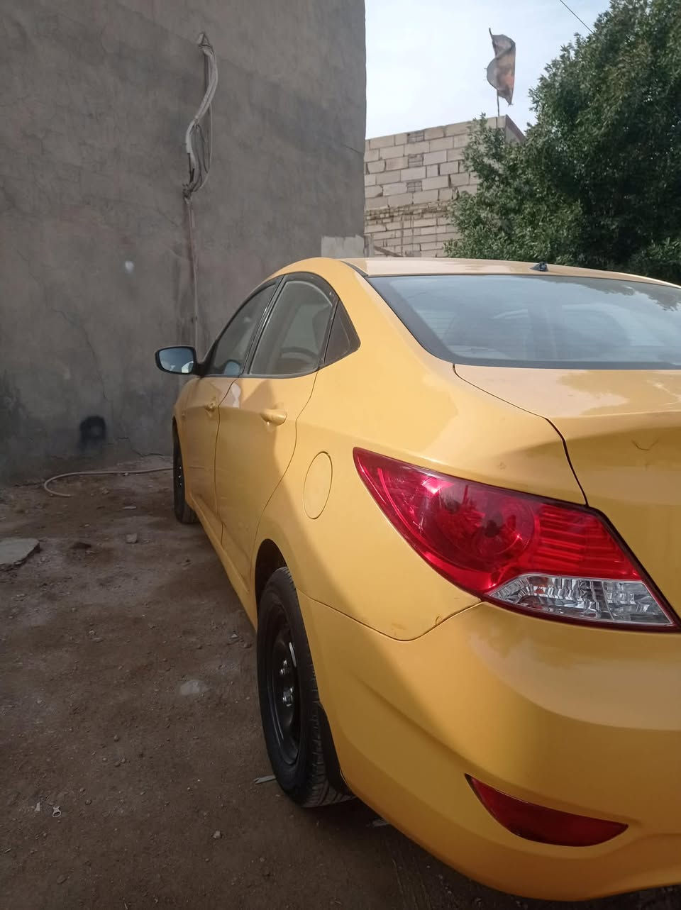 سلام عليكم اكسنت 2012 وارد خليجي رقم بابل مشروع وطني سنويه ما ساقطه مكينه وكير  وحداديه جدد محرك 1600   كير اوتوماتيك مكفوله من الرسميات  مكاني نجف كوفه السعر 78 الاستفسار ***********
