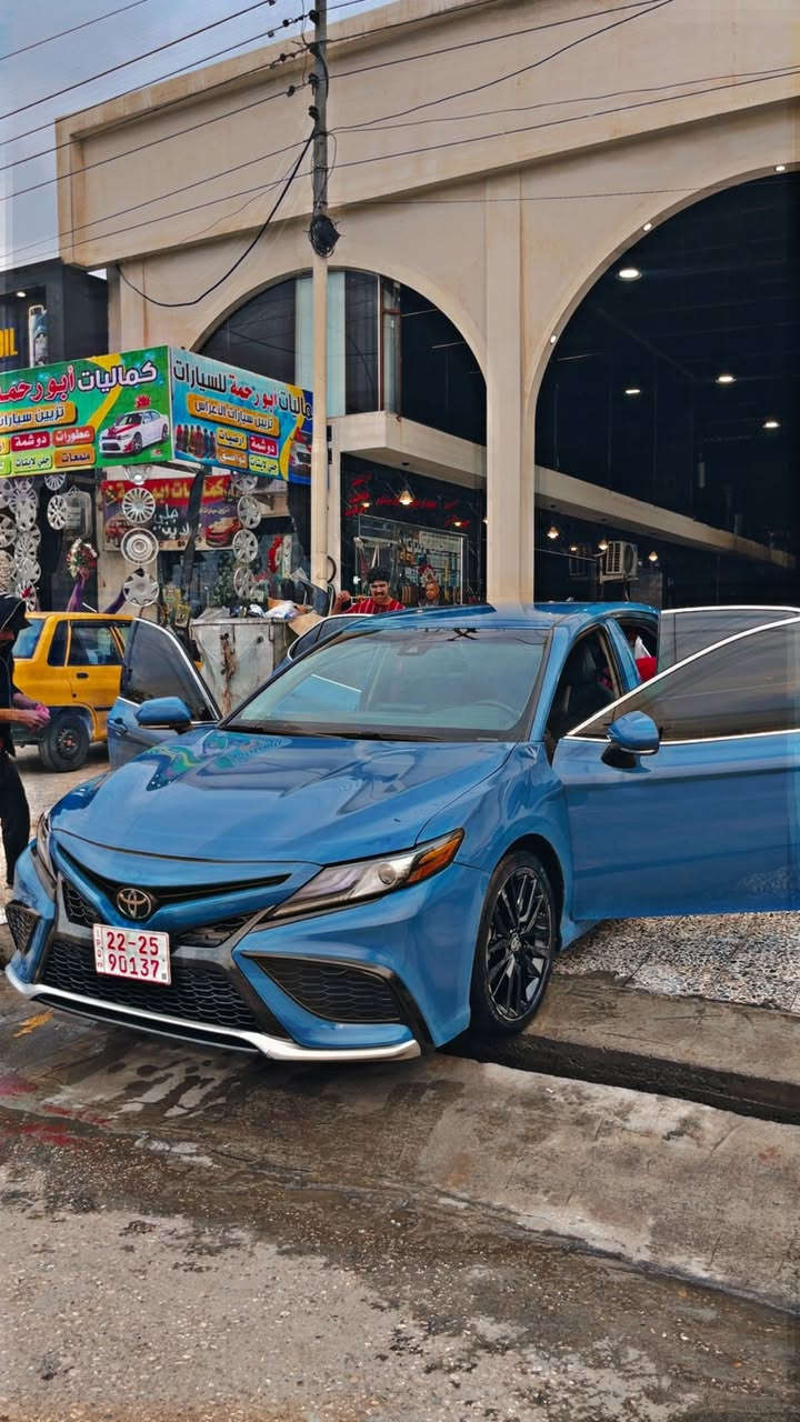 كامري للبيع موديل ٢٠٢٣ xse فول مواصفات ماعدا الفتحه 
حادثها بوند وجاملغين كلير موضح بالصور السعر ١٨٥ وترهم مراوس بسياره اقل مكاني الموصل للاتصال ***********
