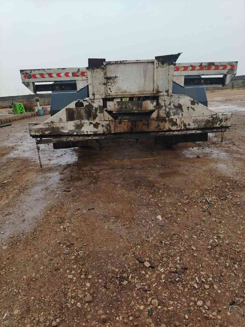 سلام عليكم شاصي مال صهريج للبيع دناكير مربع وباقي لستفسار عله رقم *********** ا.. ***********
