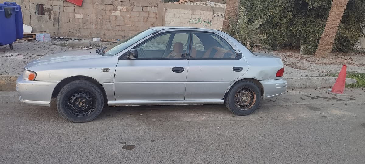 سوبارو امبريزا جاهزه كل النواحي كير عادي  مكينه صدر تبريد سنويه ل30 عندي نضوح قليل بل مشط  السياره كله بلاد جام كهرباء
مكان السياره المنصور 
السعر 40 مستعجل على بيعتها 

***********
