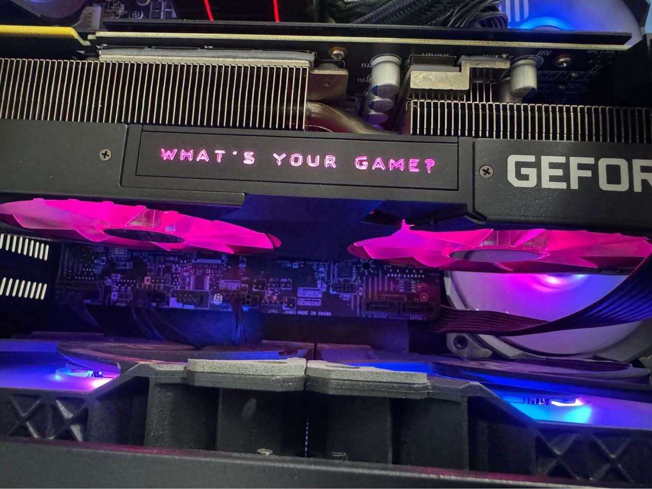 640$ 

pc
CPU: intel i5 gen 10
GPU: RTX 2080 super
RAM: 16 / 3600hz T-force
HARD: 512 ssd nvme 
COOLER: liquid cooler 
کەیسێکی زۆر بەهێز بۆ ئاستی 2k أربيل, العراق


**إذا كنت صاحب هذا الإعلان وتريد حذفه لأي سبب، رجاءا أرسل رسالة إلى الدعم الفني**
