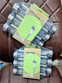 مصابيح انارة على الطاقة الشمسية  سعر الباكيت الواحد ١٥ الف.  يحتوي الب...