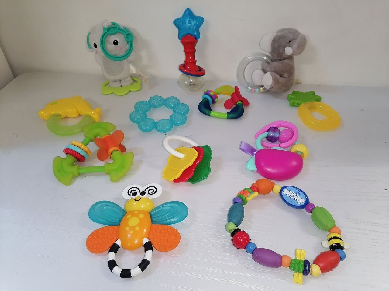 مجموعه خراخيش  وعضاضات ١٢ قطعه
السعر ١٥ الف


**إذا كنت صاحب هذا الإعلان وتريد حذفه لأي سبب، رجاءا أرسل رسالة إلى الدعم الفني**