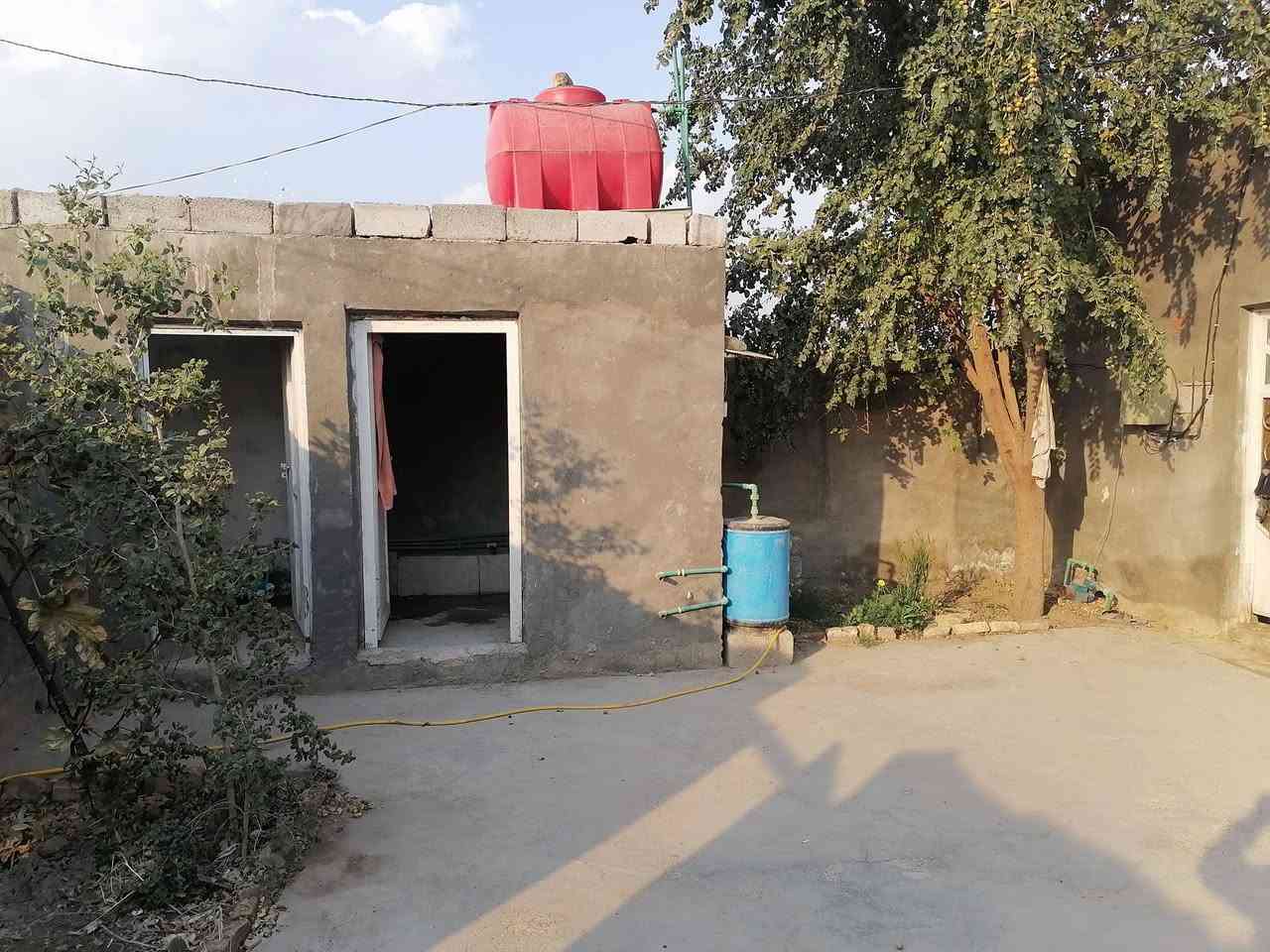 دار سكن زراعي سند ٢٥
المساحة ١٨٥ متر
الشارع ١٢ متر
الموقع الديوانية خلف حي الصدر الرابع قرب سيد عبدالله قريب على شوارع التبليط
البناء الاساس طابوق والباقي بلوك
استقبال
وغرف نوم عدد ٢
وصاله
وصحيات
ماء وكهرباء وخدمات متوفره
السعر ٢٥ مع مجال بسيط
مرقم من قبل البلدية
للاستفسار أكثر مراجعة مكتب التوكل للعقار الكائن في حي العسكري شارع ٣٠ او الاتصال والمراسلة على الواتساب على الرقم ***********
@إشارة
