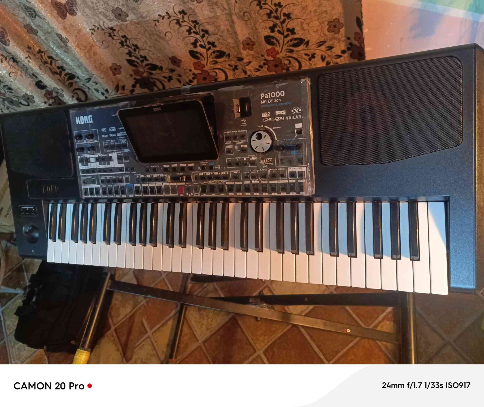 السلام عليكم شباب للبيع كورج pa1000mg  النظافه اخو الجديد كامل ملحقاته كارتونه السعر 1800دولار يعني 18ورقه وبي مجال وهذا رقم تلفوني. ***********
