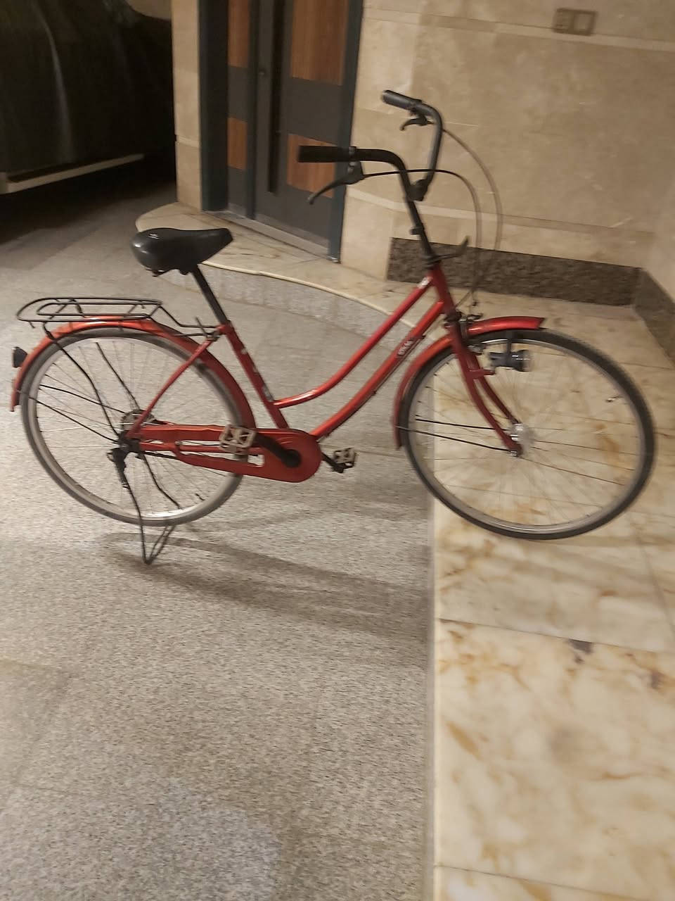 السلام عليكم باسكل للبيع حجم 26 موديل 2020 الباسكل مكفول السعر 110 و بي مجال مكاني  الامين الثانيه


**إذا كنت صاحب هذا الإعلان وتريد حذفه لأي سبب، رجاءا أرسل رسالة إلى الدعم الفني**