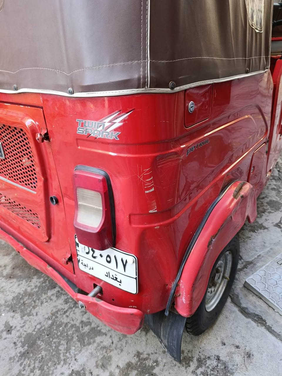 تكتك موديل 2022 للبيع
شهر 4 مرقمة تحويل ثاني يوم 
السعر 9 مليون وبيها مجال
للاستفسار الاتصال على *********** Colombo, Sri Lanka
