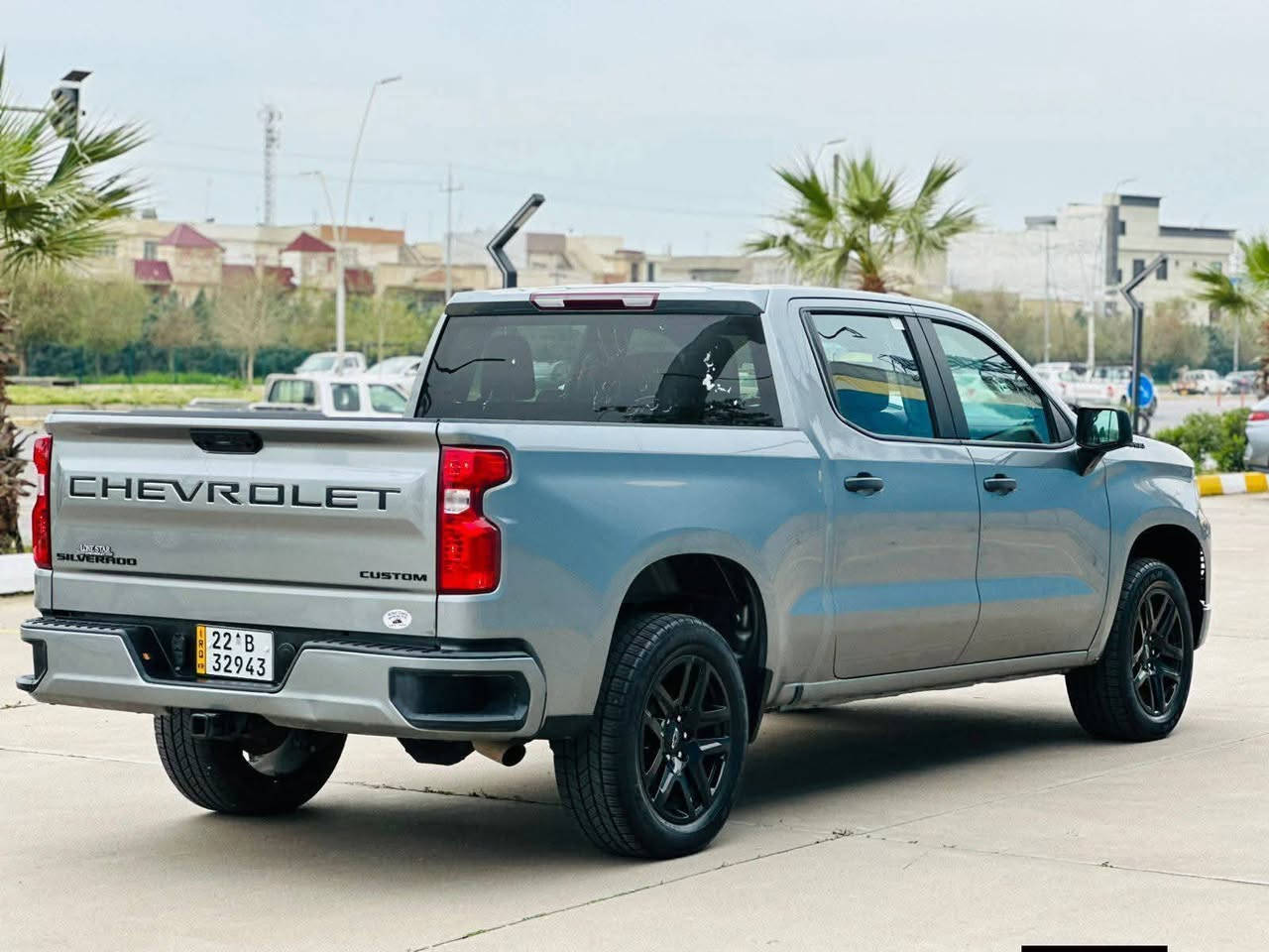 2024 CHEVROLET SILVERADO, C1500 CUSTOM
للبيع 
شوفرليت سلفرادو وارد امريكي موديل 2024

حادث حافه البنيد صبغ + باب خلفي ايمن
صور حادث موجود 👇🏻

باقي السيارة مكفولة شواصي مكفولة

سعر 265 ورقة 

حجم محرك 2700 تون تيربو ✈️✈️

بصمة تشغيل وتشغيل عن بعد 

رادار امامي تحديد مسار توقف ذاتي

باب طويل بدي قصير المرغوب 

قطعتين تبريد 

شاشة وكامرة دوارة

رقم اربيل الجديد  
📞***********☎️***********
مكان السيارة اربيل (معرض اربيل كارس )
