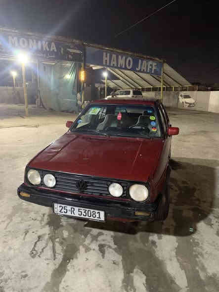 كولف 1988 رقم كركوك سنوية جديد لحد 2030 دفتر بنزين بيها بشرط التحويل صبغ عام محرك جيتا 18 كير عادي بيها ضربه خفيفة من كدام والكهربائيات كله مضبوط سعر 25 رقم ***********
