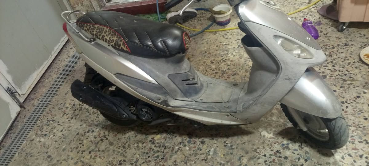 سلام عليكم ماكس منغولي نضيفه مكينه ناعمه كلش دراجه مرتبه بيهه نواقص بصيطه السعر 400 بيه مجال حك الجيه المكان الشعب *********** بي فقط واتساب راسلني وتدلل
