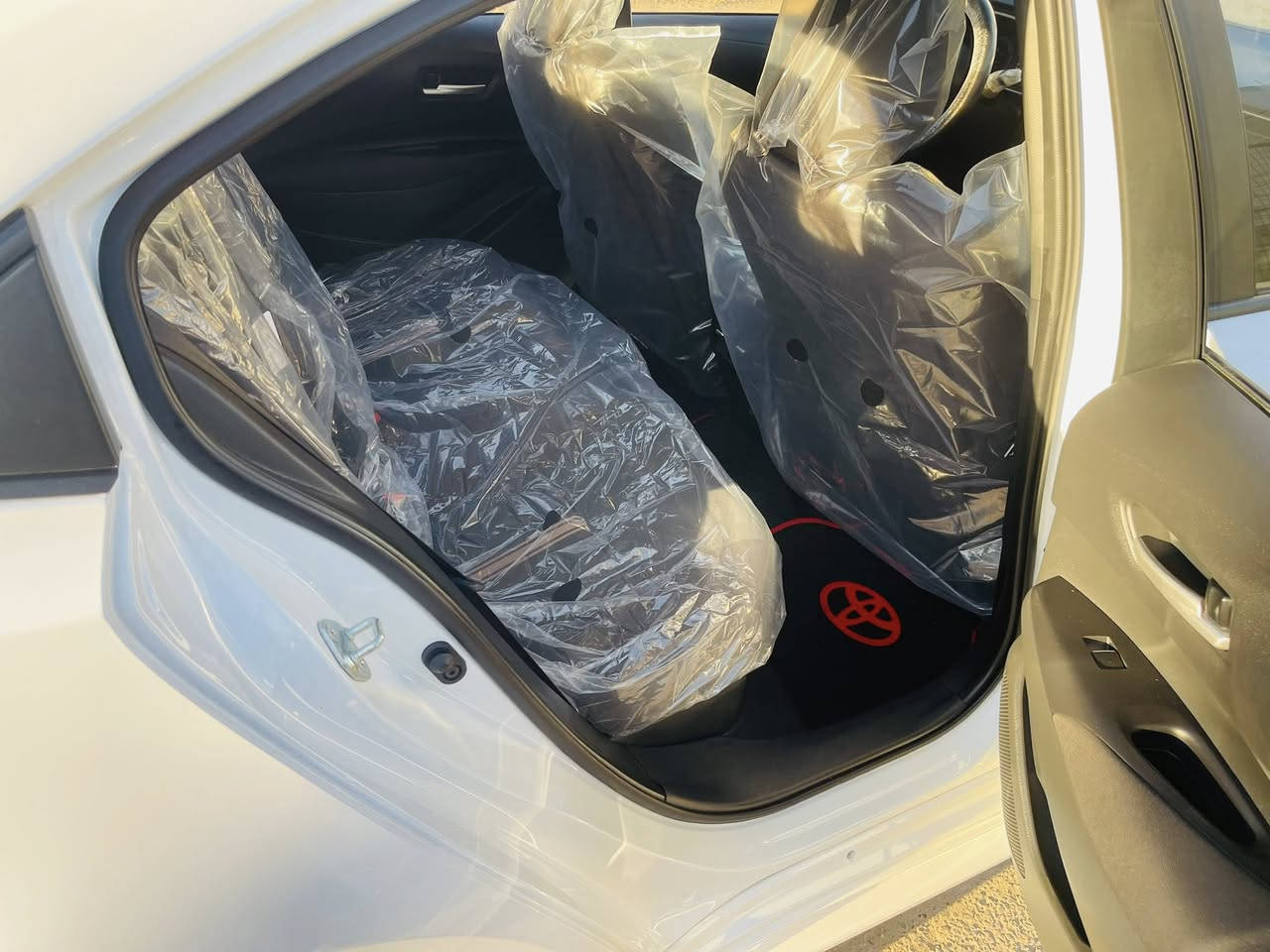 ‏سلام عليكم للبيع كورولا موديل 2025 مقفولة كفالة عامة مواصفات فول ماشية 3100 مكان بغداد البياع اتصال على هذا الرقم ***********￼￼
