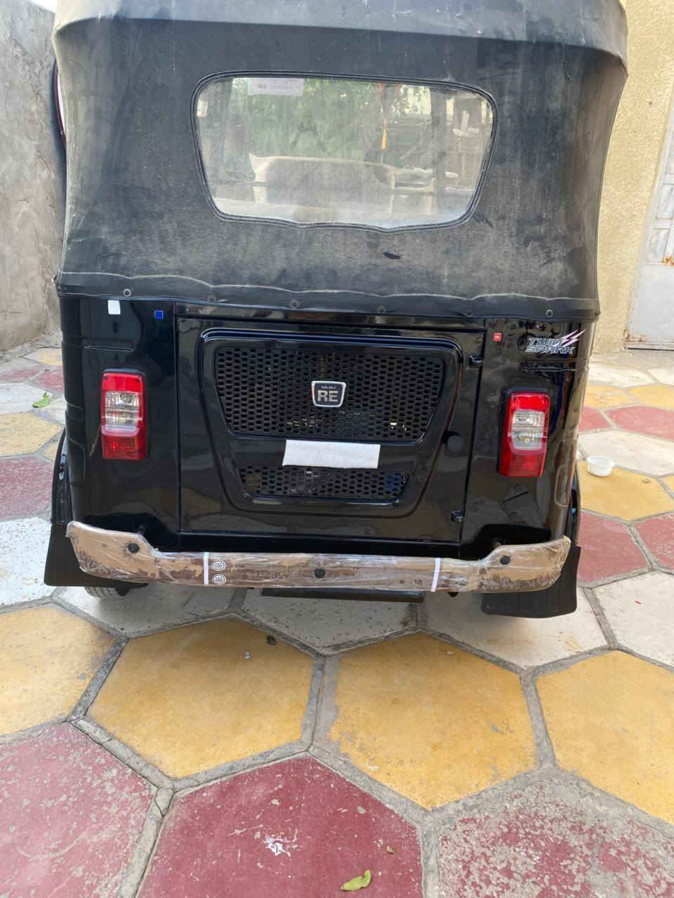 السلام عليكم للبيع مديل 24 اوراق المصطفئ  كفاله عامه من كلشي زلغ مابيه تخم تاير جبلي لصلي جديد  كفاله من كلشي ماكني بابل 0781 143 7548
