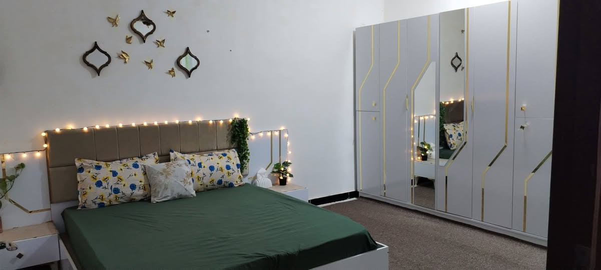 🏡✨ دار للبيع في مجمع الزهراء السكني – المرحلة الثانية ✨🏡
📍 الموقع: مجمع الزهراء – المرحلة الثانية
📐 المساحة: 150 متر
🏠 الحالة: جاهز للسكن فورًا
🔹 تفاصيل الدار:
🛏️ غرفتين نوم
🛋️ صالة مريحة
🍽️ مطبخ
🚗 كراج سيارة
🛎️ استقبال
🛣️ شارع 15 متر
📄 سند حر
💰 السعر المطلوب: 130 مليون دينار نقدًا فقط
✅ موقع ممتاز وخدمات متكاملة
✅ مناسب للسكن العائلي والاستثمار
✅ فرصة مميزة وجاهز للتسليم الفوري
📞 للاستفسار والمشاهدة، راسلنا على الخاص أو اتصل الآن
🌟 لا تضيع الفرصة... بيتك الجديد بانتظارك! 🌟
***********.  ... ***********
