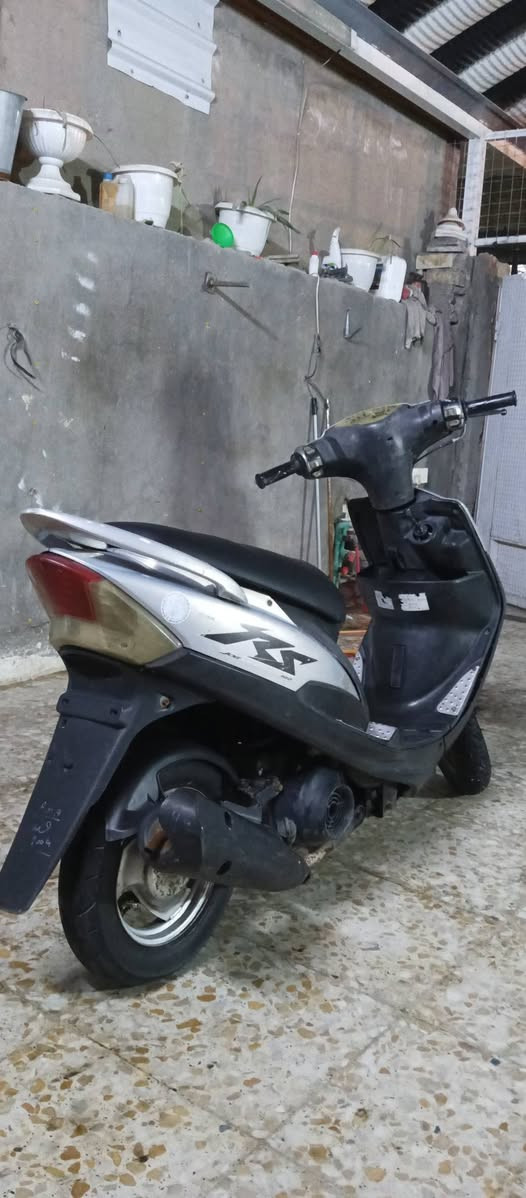 ماكس عدله للبيع دراجه كلهاا مختمه مال رمبه🈵
 مكينه خير من الله ناعمه وشلعه ومعدل تاكل الشارع💯
تايرات جدد🌚
 دبلات شغاله✅
 كهربائيات كلهاا شغاله بس السلف يرادله شخاطه فقط🔰
 السعر 650 وبيهاا مجال💰
 عنواني بغداد شهداء العبيدي الثالثه 📍
*********** الشراي يتصل ويدلل 🙋
