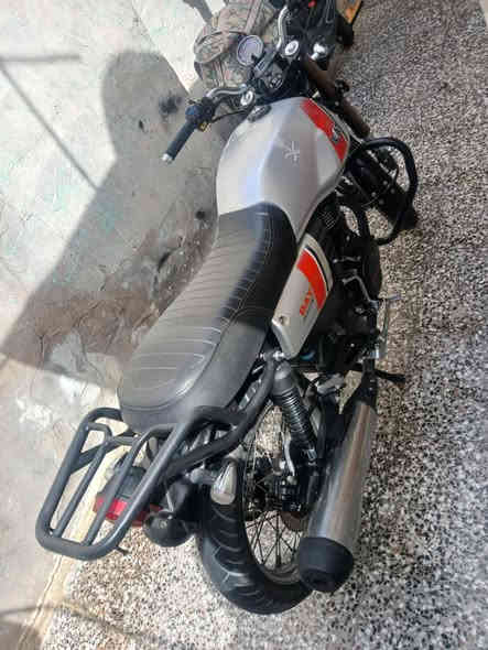 السلام عليكم
دايوان لايتي 2022
اوراق اصولي مكفوله 
السعر 1650
المكان طويريج 
للأستفسار ***********
