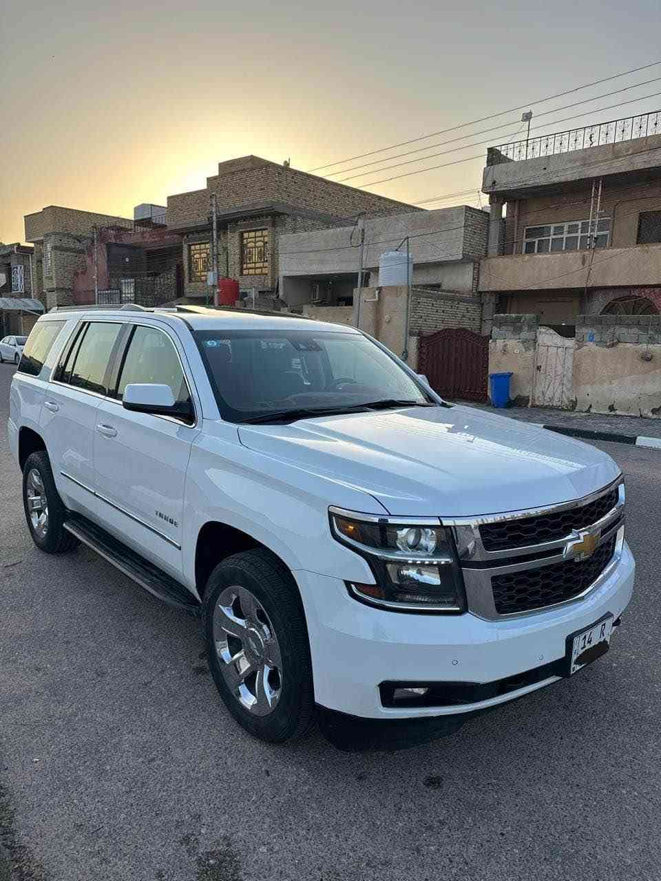 تاهو خليجي مكفولة LT مديل 2015

سيارة مكفولة من الصبغ والضربة حته الدعاميات رقم بصرة وارد خليجي موصفات LT فتحه وصندوق كهربائي تشغيل عن بعد سيارة جديدة كلش وجاهزه السعر 340 للأستفسار : *********** البصرة, العراق
