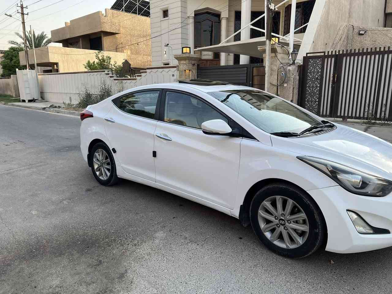 سلام عليكم عندي النترا 2016 خليجي مكفوله من الصبغ والتبديل عدا 3 مكانات تكحيل اثر تكشير موضح بالصوره على كدهن ضبط المواصفات سلايت لدا امامي تحكم ستيرن تبريد قطعتين مكينه 1800 بلاديه شاشه كاميرا رقم بغداد باسمي رايده 118 وبيه مجال رقمي *********** مكاني بغداد حي الجامعه
