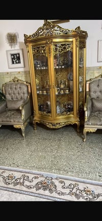 اثاث مستعمل • للبيع