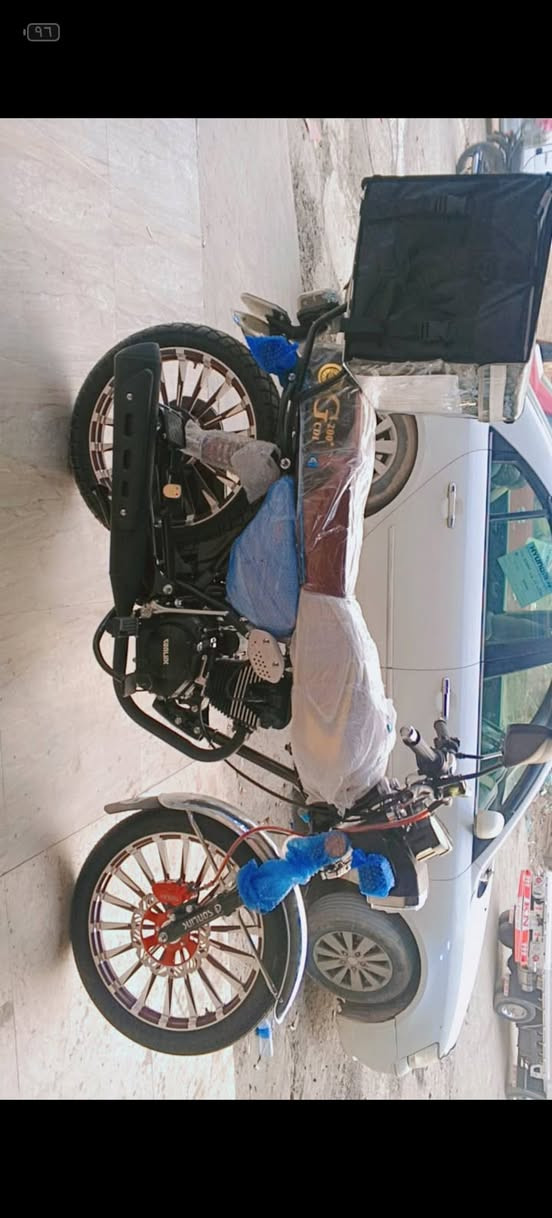 سلام عليكم دراجة سيفان للبيع صارلهة ٢٠ يوم من نازلة مكاني بعقوبة سعر خاص للاتصال علا الرقم ***********
