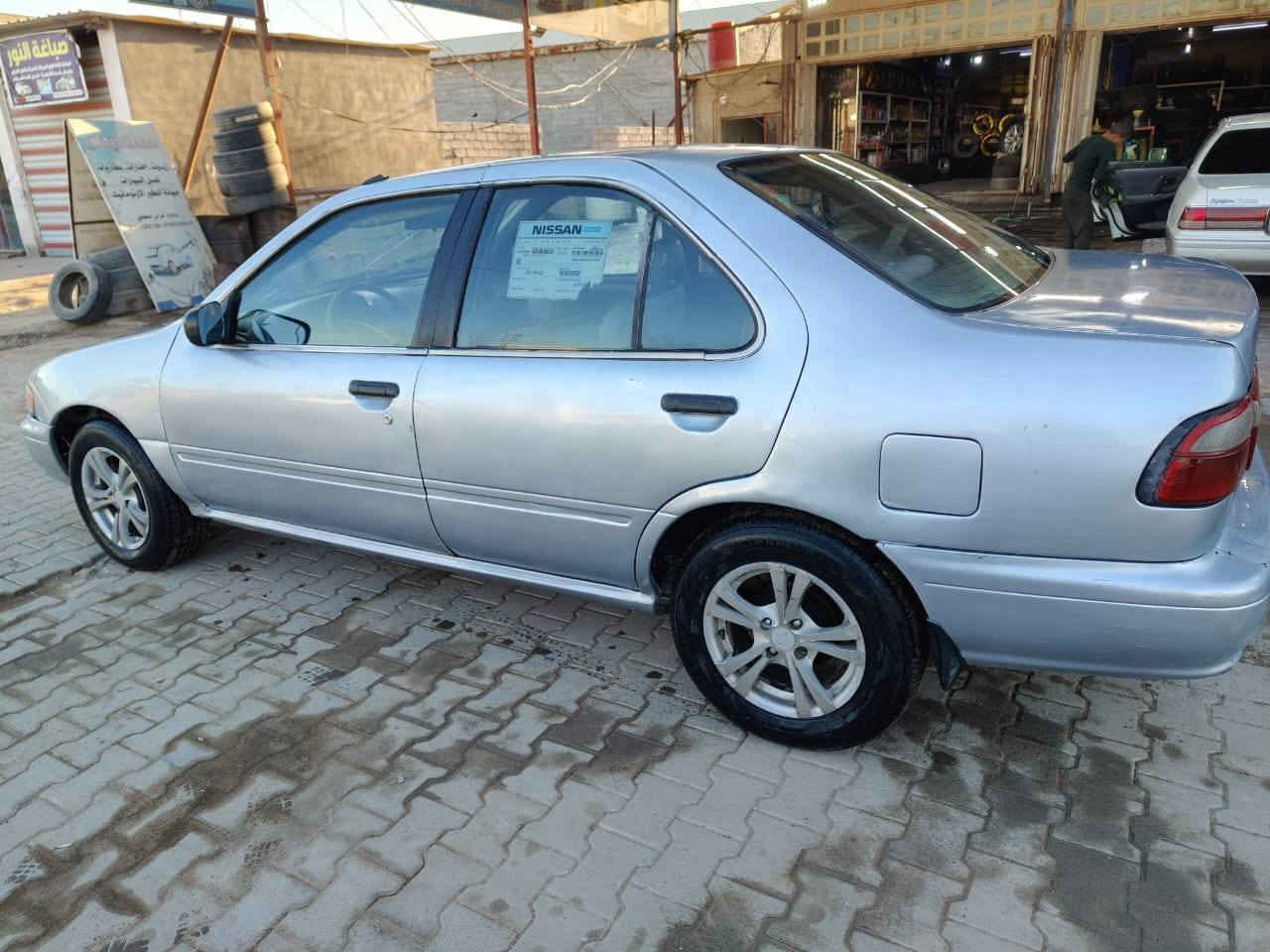 السلام عليكم ورحمة الله وبركاته، نيسان صني موديل 2000 مصبوغة حزام للجمالية محرك و كير بحالة ممتازة محركها 1800 قبق أسود اصل بلادي ما محور مكفولة من الضربة القوية و الكص، سنوية للـ28 مشروع وطني و تحويل مباشر مكان السيارة النجف السعر 42 بيها مجال الاتصال على الرقم *********** واتساب
