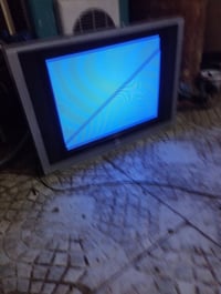 تلفزيون ال جي للبيع كلش نضيف علي الفيس موجود وهاذه رقمي 07731371037