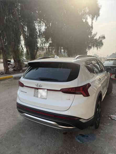 سلام عليكم 
هيونداي سنتافي 2023  خليجي فول مواصفات 
بصمة 
بانوراما
نضام ترحيب ( من تقترب عالسيارة تشتعل انارة بالمري وباليدات )
ليد امامي + خلفي
كراسي كهرباء
كير بيانو 
تبريد شاشة
اشاير بلمري + مري كهرباء
جنطة كهرباء
اوتو هولد
سايد بريك دكمة
درايف مود 4 وضعيات
كامره خلفية
ويل 20 كبير
شاشة نفكيشن ويوتيوب وكار بلي( اندرويد)
مانع انزلاق
كروز سرعة + مثبت سرعه
جام اوتو 4
3 قطع تبريد
7راكب
بردات ابواب خلفية
منافذ usb
شاحن وايرلس
مكينة V6/3500
السيارة جديدة جدا ورقم بغداد ومكفولة من الصبغ والفتح والتبديل ماشية 30 الف 
السعر 31,000$ يعني 3 شدات و10اوراق
عالماً صاحب السيارة عايش بالمانيا واكثر الاحيان السيارة جانت بالكراج ومچودرة حيل معتني بيها 
رقم صاحب السيارة ***********
