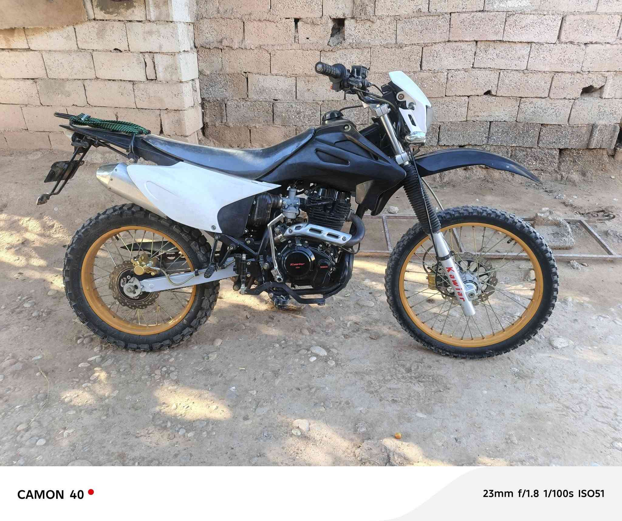 قفاز البيع موديل 24 مابي كل عيب السعر مليون وربع ***********
