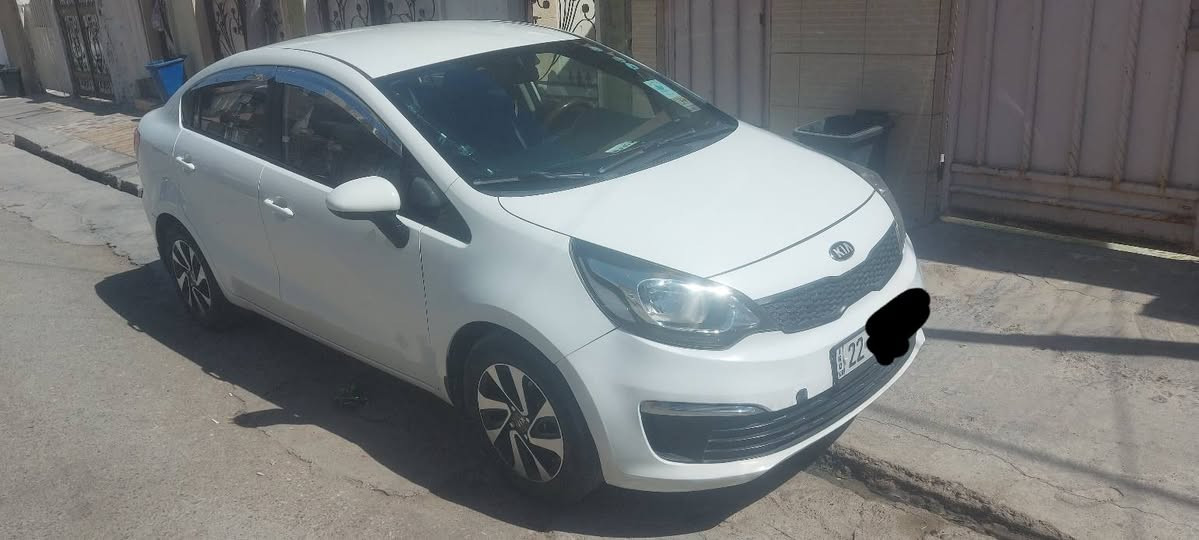 كيا ريو ٢٠١٧ خليجي
بدون صبغ بيه مكانات بارد
ماشية ١٣٩ الف كيلومتو
محرك دوش قطرتين 
تحكمات ستيرن 
سيارة اقتصادية وجاهزة من كل شي
ما عليها غرامة هزة للشهر ٨ وسنوية ل ٢٠٢٩ 
سعر ١١٠ ومجال بسيط
واتساب *********** أربيل, العراق


**إذا كنت صاحب هذا الإعلان وتريد حذفه لأي سبب، رجاءا أرسل رسالة إلى الدعم الفني**