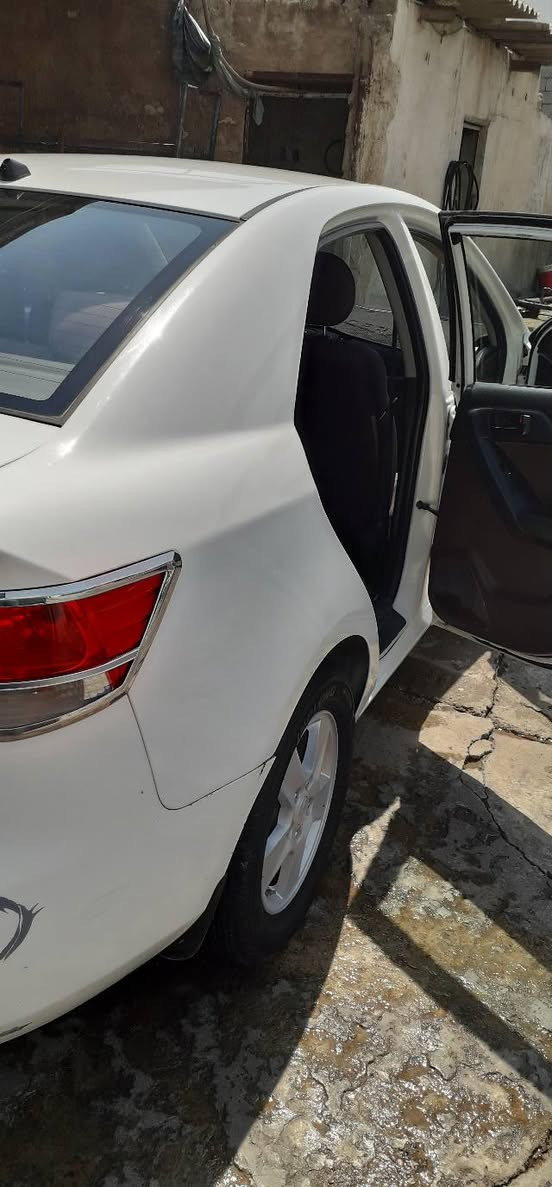 سيراتو ٢٠٠٩
محرك جديد وكير صبغ باب واحد 
سعر ٨٥قفل
***********
