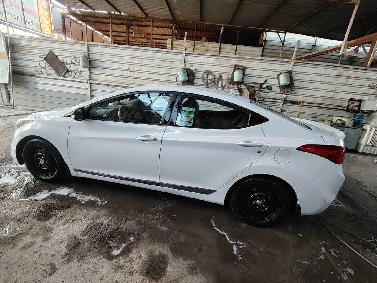 سلام عليكم ورحمة الله وبركاته النترا 2014خليجي فول عده البصمه بيها بارد بصفحة الصدر ونص باب الخلف لصدر صبغ  والهلاليه مال جاملغ الخلفي جهة السايق صبغ فقط القماره بيها كارت وخشم لبنيد كارت رقم اربيل وكاله تحويل ب اسم كردي حاداديه 70٪ نضافه شوفة عينكم بيها تقشير السياره محتاجه بوليش وتكحيل اني ما اكدر ملتزم بشغل ف ما الحك واني خادم متواجد واتساب   رقم الهاتف ***********
النجف الكوفه شارع عبد العال 
السعر (120) بيها مجال قليل السياره تحتاج جناي المو شراي لا يتعبني يرحم امواتكم
