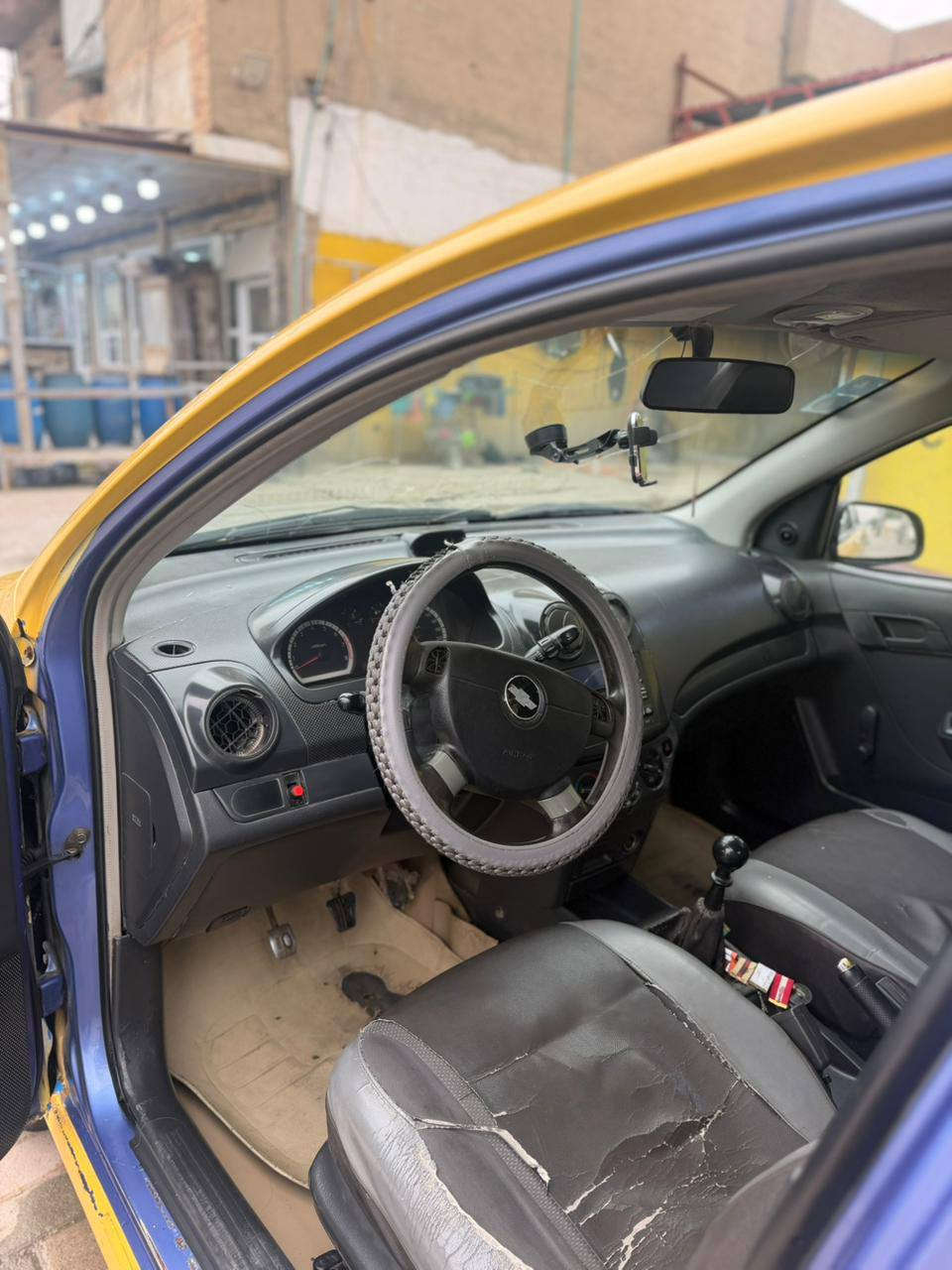 سلام عليكم سياره افيو البيع مودي 2009 خليجي بدون صبغ محرك مسكر
سعر السياره 43 و بيهه مجال حك جيه مكاني فلوجه الشهداء رقم الهات. ***********/         ***********/          ***********
