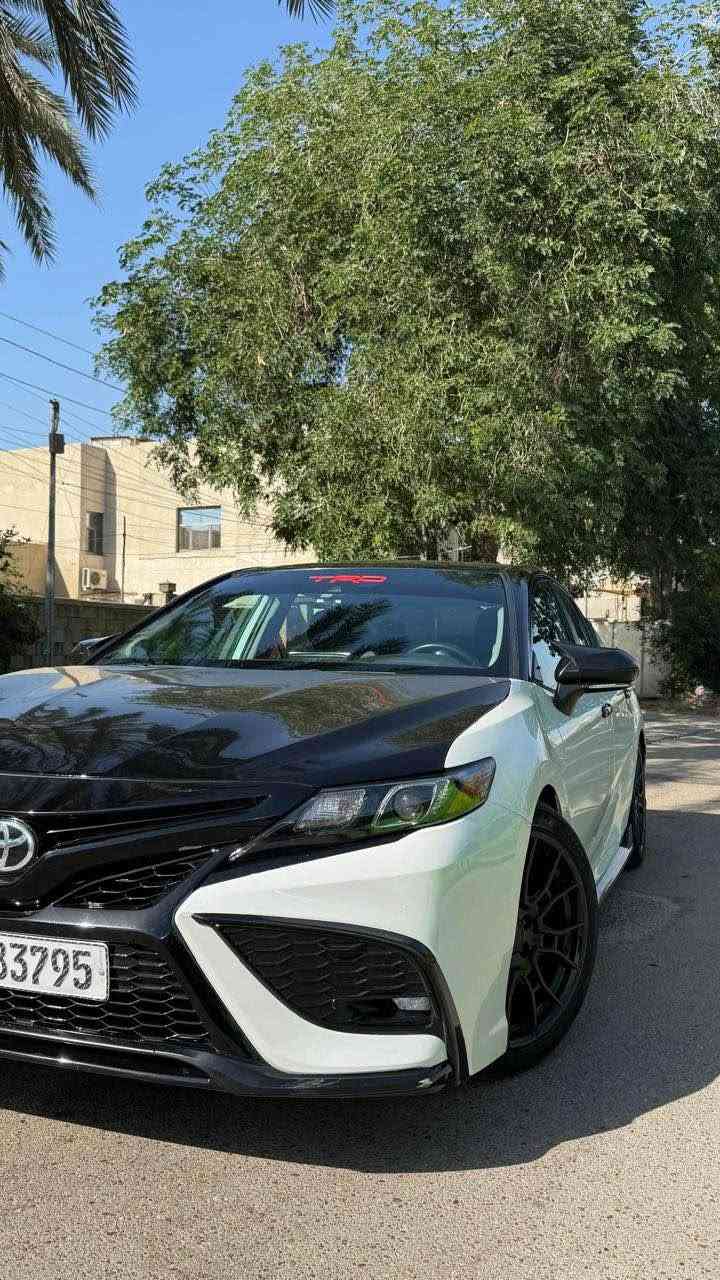 Toyota Camry TRD 2022
بيع او مراوس 
v6 3500cc 
رقم بغداد بسمي 
موصفات الTRD معروفه
لون ابيض سقف اسود
ماشي. 46الف مايل
كشنات مطرزة TRD
اكزوزت TRD
سستم صوت JBL دمام
بيها 4 قطع صبغ 
السعر 185$ بيها مجال بسيط 
بغداد السيديه 
*********** بغداد, العراق
