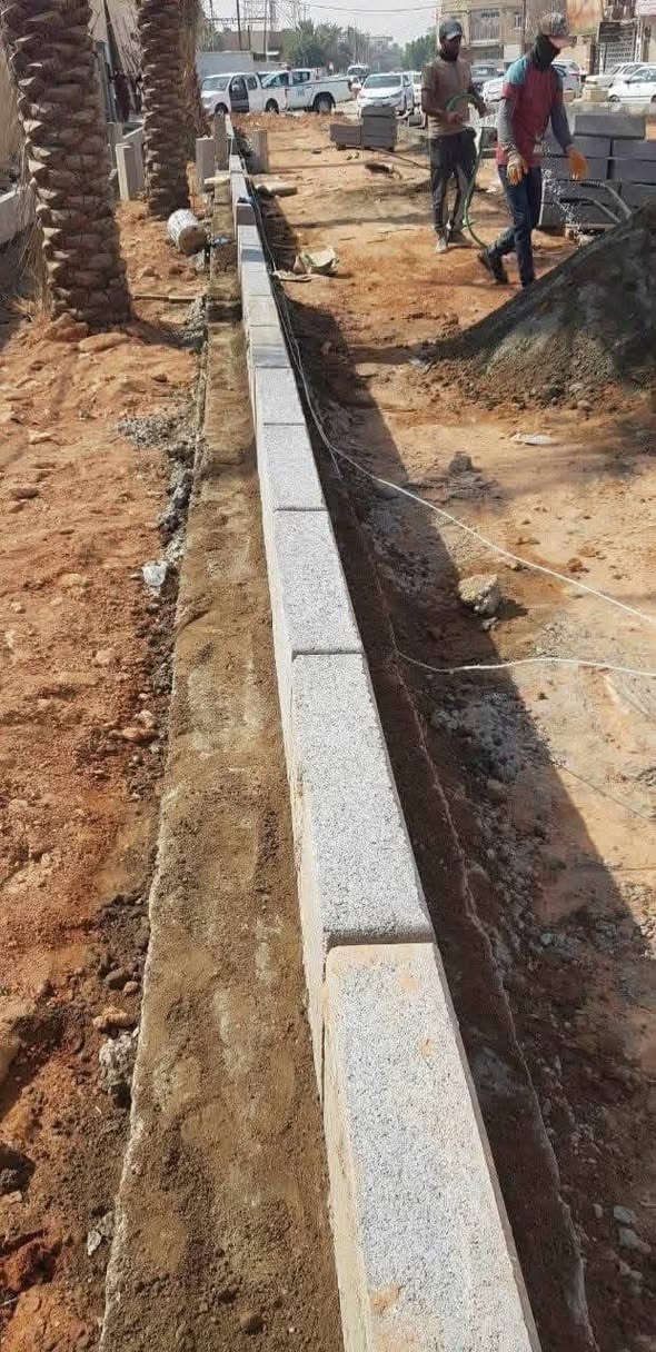 متوفر كادر عمل
نشتغل انواع الارصفه شوارع حدائق مدارس دوائر 

  ونشتغل جميع المحافضات ويوجد كرسته وعمل توصل على ارقم ***********
