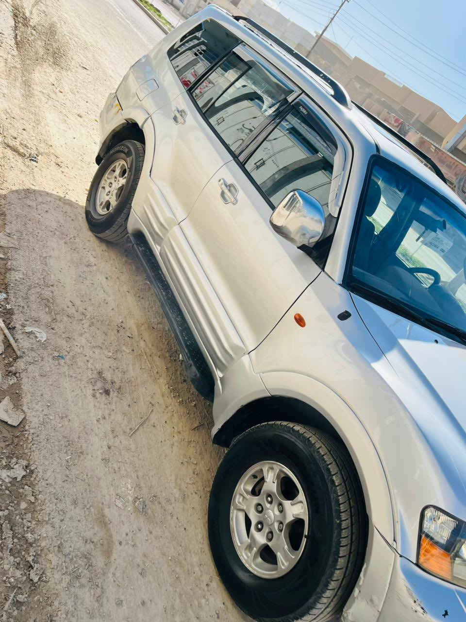 سلام عليكم 
بيع او مراوس 
باجيرو 2002 خليجي رقم بغداد مشروع وطني شرط التحويل 
محرك 3500 بي لاستيك ولف كير اوتو فورويل حداديه تخم تاير جديد كهربائيات  كلها شغاله تبريد شغال فول مواصفات 7 راكب سلايت 3 قطع تبريد 
صبغ حزام جماليه بدون حادث غرفتها جديده 
تراي وين مايعجبك مكاني سامراء السعر 85 
***********
