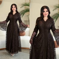 خدمة توصيل • ملابس