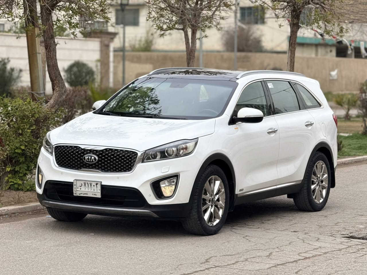 للبيع سورنتو 2015 خليجي نوع   AWD
السعر  207    ومجاله كلش بسيط اتصال 
  مكان. بغداد.   رقم.    ***********
فول سيارة. الخير. واحد 1️⃣. واحد 
محرك ٦ سلندر ٧ راكب  كير محرك مكفول
بصمه ابو آب صندوق كشنات. جلد  ماشية 118
السياره مكفوله من الصبغ والتبديل ول حادث
بنرامة كشنات. حار بارد. مرايات شفط ويل كروم
حساس خلفي امامي مرايات شفط شاير مري 
لد مامي خلفي بردات ابواب شاشا كأمر دوارة
تحكم ربع جهات  فوريل. مانع نزلاغ رادار جانبي 
يدات نيكل   زراك. لايت. علامة دوسة ضوية
