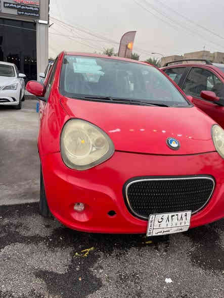 السلام عليكم باندا 2013 سيارة كلش نظيفة وجاهزه ومابيها نقص ولابرغي السعر 48 ورقة 
المكان السيدية 
***********
