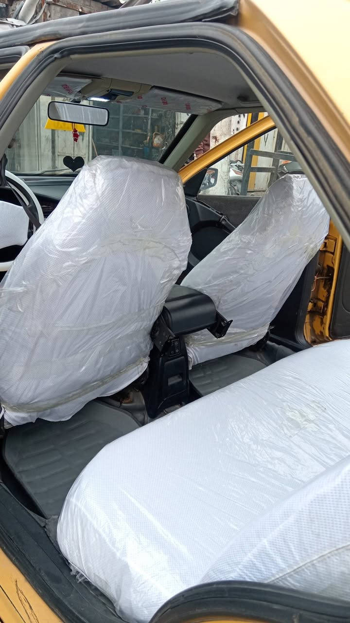 السلام عليكم بيجو بارص موديل 2011 مكينة وكير خير من الله بيهة جاملغ لخلفي صبغ بدون دواخل رقم بغداد بسمي السعر 30 وبيهة مجال  *********** بغداد مدينة الصدر
