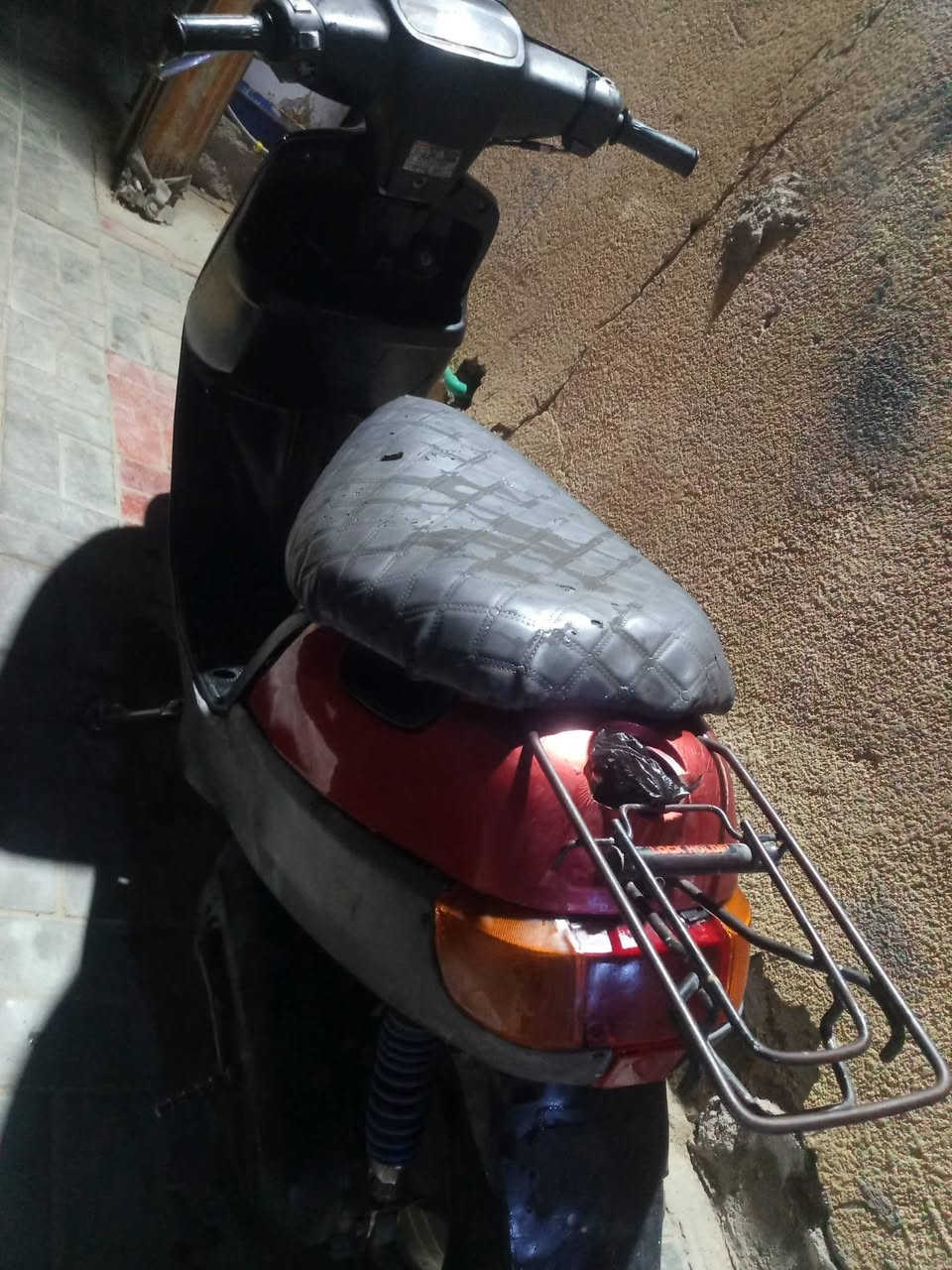 سلام عليكم بطه شاصي مكفول مكينه نضيفه كهربائيات شغاله نقصه باتري دراجه بيه نقوصات بسيطه مكاني كربلاء الحر السعر ١٧٠ وبيه مجال حك جيه الرقم ***********
