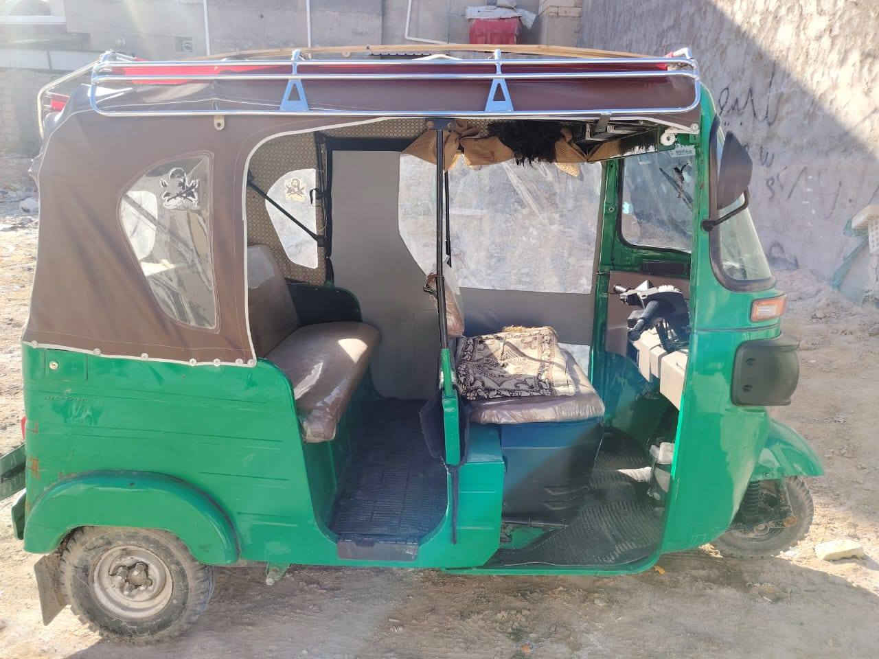 تكتك ٢٠ رقم نجف بيهه ضربه لغد ودوسه راعيهه متوفي  اكاتبك مكاتبه رسميه اني مشتري من ابو السنويه المتوفي يعني ابيعك بدون راعي مكاني كوفه حي ميسان السعر ٤ ملايين


**إذا كنت صاحب هذا الإعلان وتريد حذفه لأي سبب، رجاءا أرسل رسالة إلى الدعم الفني**