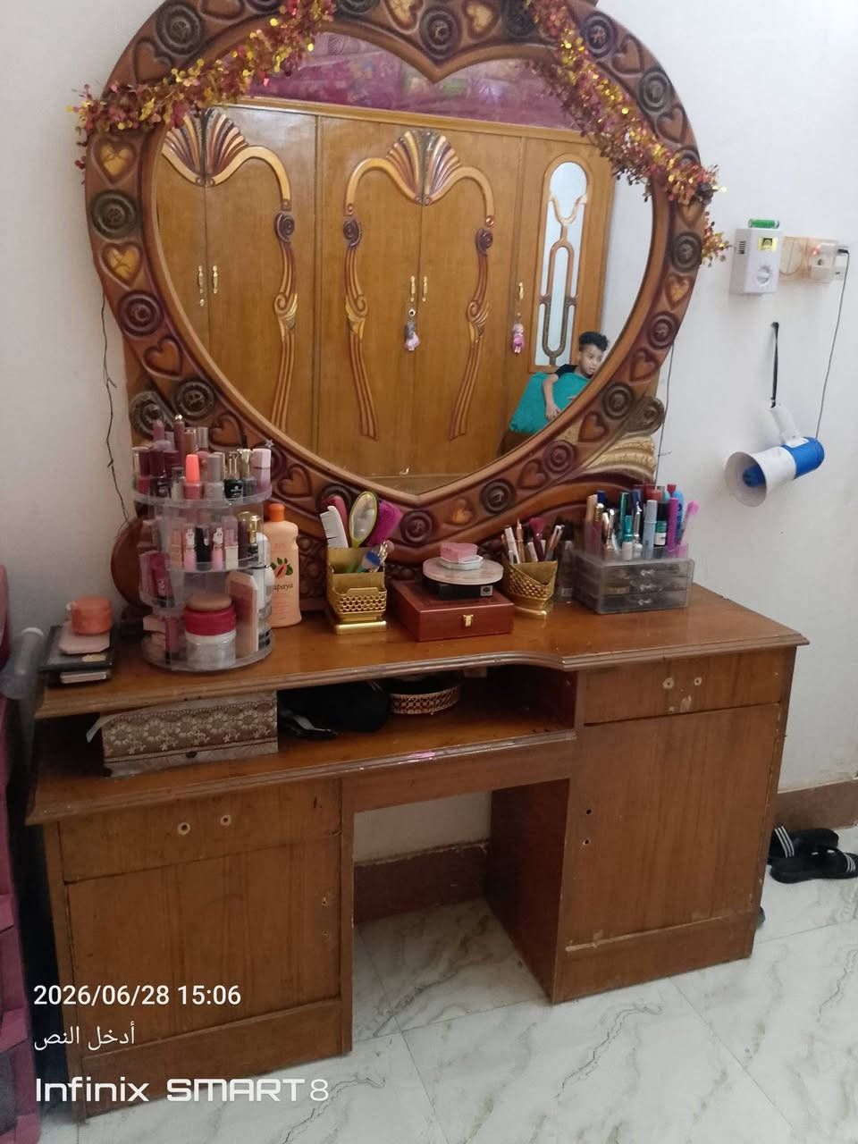 @السلام عليكم غرفة نوم لبيع نضيفه عنوان ديوانيه حي العسكري شراي ينتصل على هاذه رقم ***********

