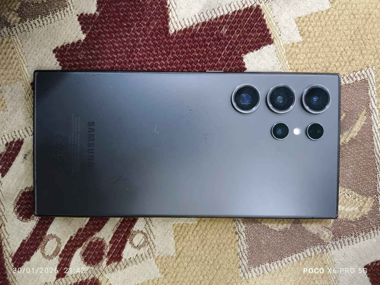 السلام عليكم جهاز للبيع مستعجل
Samsung Galaxy S23 Ultra⚙️ المواصفات الكاملة
📱 الشاشة
6.8 إنج Dynamic AMOLED 2X
دقة QHD+
120Hz
حماية Gorilla Glass Victus 2
🚀 المعالج
Snapdragon 8 Gen 2 for Galaxy (أقوى نسخة من سناب دراغون)
🧠 الذاكرة
RAM: 12GB
تخزين: 256GB
📸 الكاميرات الخلفية
200MP رئيسية 🔥
12MP عريضة
10MP تقريب بصري 3x
10MP تقريب بصري 10x
تصوير احترافي جداً (ليل / زوم)
🤳 الكاميرا الأمامية
12MP
🔋 البطارية
5000mAh
شحن 45W
شحن لاسلكي + عكسي
✍️ ميزات إضافية
قلم S Pen مدمج
مقاومة ماء وغبار IP68
ستيريو قوي
دعم تحديثات طويلة
للاستفسار  ***********
(مكلف بال النشر)
