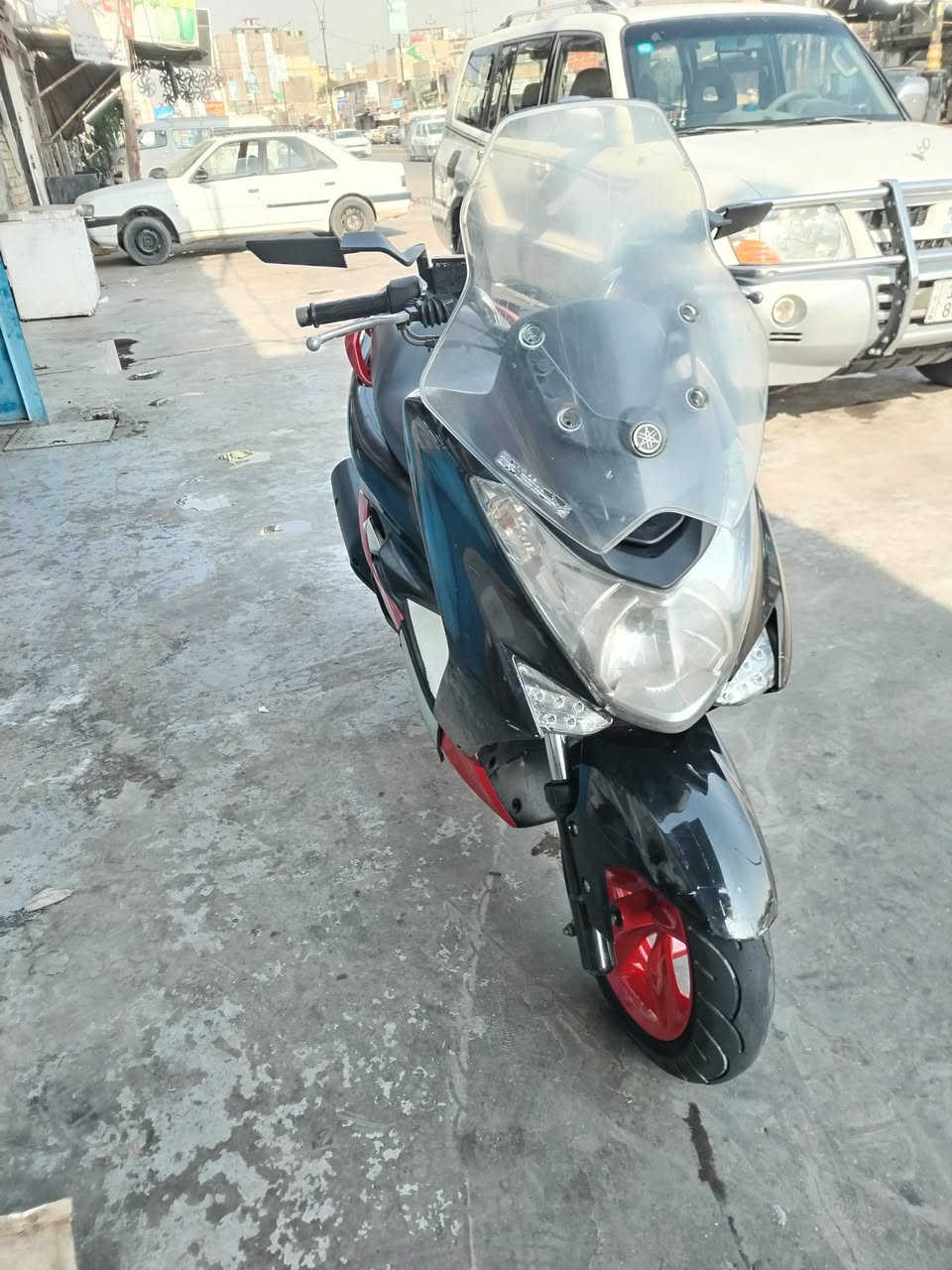 السلام عليكم دراجة ماجسته s محرك 155 درجة حلو ونضيفه اي نقصه مابيهة نوزل استان كهرباء ليته زنون سكليتر خطين نوزل السعر ١١ ورقه وبيهة مجال مكاني بغداد الحرية ***********
