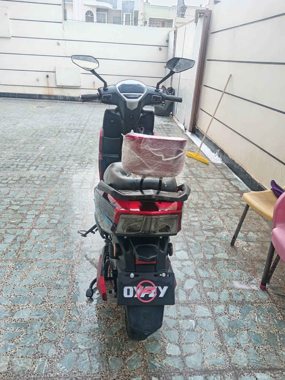 السلام عليكم دراجه سكنس 6 بطاريات ع فحص دراجه جديده خير من الله بصمه بعدهه ع وضع الشركه السعر460 وبيه مجال للطيبين ***********
