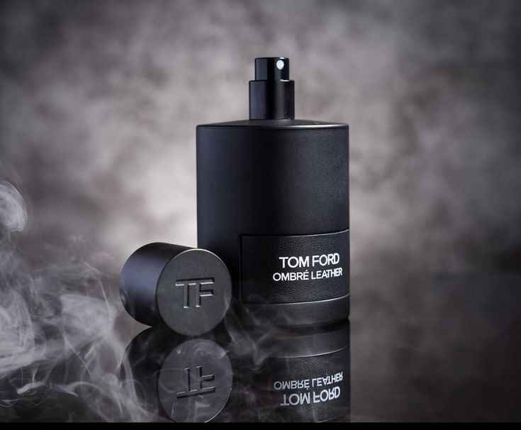 توم فورد أومبري ليذر (Tom Ford Ombré Leather)
، مصمم خصيصاً لجذب المشتري:
توم فورد أومبري ليذر: فخامة الجلد في زجاجة
عطر يجسد الحرية والغموض، مستوحى من قلب الصحراء الغربية بلمسة عصرية فاخرة. هو ليس مجرد عطر، بل هو "بصمة شخصية" لمن يبحث عن الأناقة التي لا تُن9سى

 * رائحة الجلود الفاخرة: تجربة عطرية غنية تبدأ بنفحات الهيل الدافئة، وتستقر على رائحة الجلد الأسود الفاخر والياسمين.
 * ثبات استثنائي: يتميز بفوحان قوي وثبات يدوم لساعات طويلة، مما يجعله مثالياً للمناسبات الرسمية والأجواء الشتوية.
 * للجنسين: عطر متوازن يجمع بين القوة والنعومة، يناسب الرجل الواثق والمرأة الطموحة.
 * التصميم: زجاجة سوداء غير لامعة (Matte) تعكس الفخامة والبساطة في آن واحد.
> الخلاصة: إذا كنت تبحث عن عطر يمنحك حضوراً طاغياً وشعوراً بالرقي من الرشة الأولى، فإن أومبري ليذر هو خيارك الأول. البصرة, العراق


**إذا كنت صاحب هذا الإعلان وتريد حذفه لأي سبب، رجاءا أرسل رسالة إلى الدعم الفني**