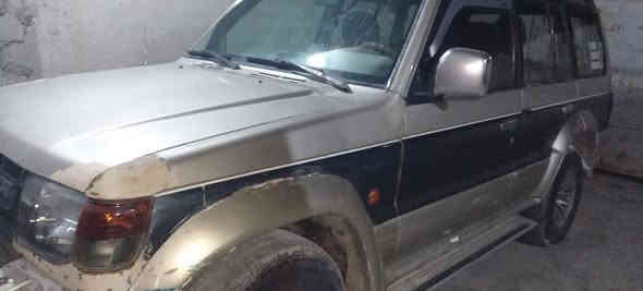 السلام عليكم باجيرو موديل ١٩٩٢ السياره مكفوله من الضربه رقم بغداد فقط بيه صوت بلمكينه وديته الفيتر كال يطغات بس ماعندي مجال اسويه السعر ٤٠ للستفسار ***********
