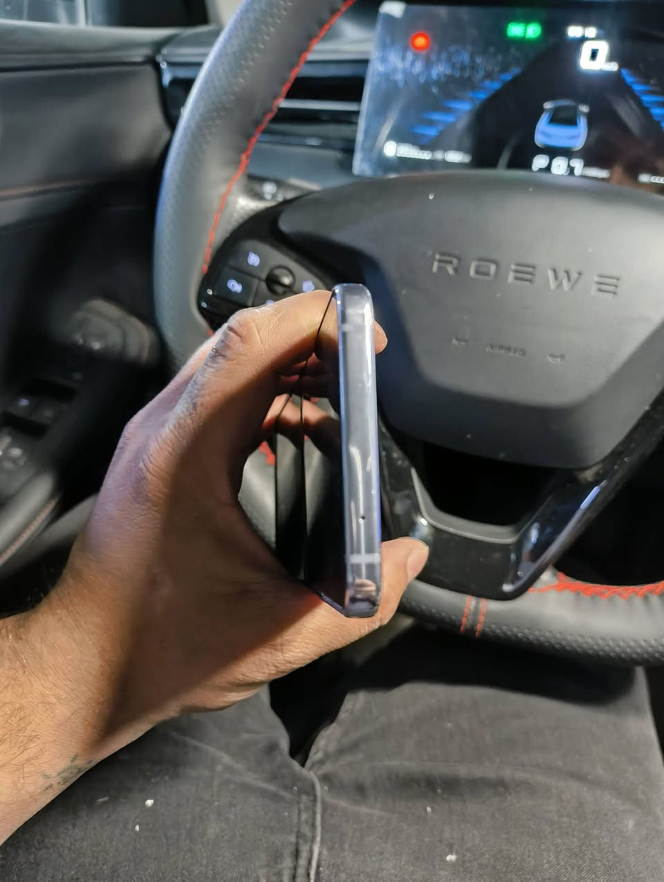 سامسونك Z فلب  فور مو ثري ذاكره 256 شرق اوسط دبل خط مو تك الجهاز فقط بي نقطه موضحه بل منشور ما امئثره عل لمس ابد والجهاز من وكع ما ينفتح بل صوره الصحيحه والباقي مكفول السعر 175 سعره بلاش والله بس محتاج فلوس
مكاني بغداد حي الاعلام شارع البداله 
***********
